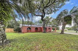 138 NW Virginia Dr, Fort Walton Beach, FL 32548 - Photo 5