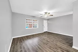 138 NW Virginia Dr, Fort Walton Beach, FL 32548 - Photo 23