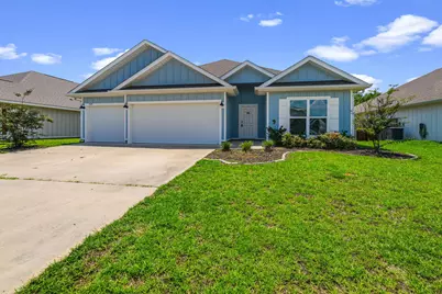 724 Quintana Street, Crestview, FL 32539 - Photo 1