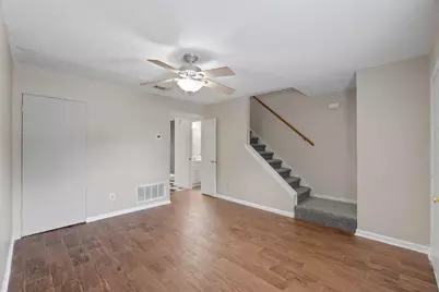 611 Center Street #UNIT 10, Fort Walton Beach, FL 32547 - Photo 5