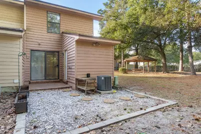 611 Center Street #UNIT 10, Fort Walton Beach, FL 32547 - Photo 13