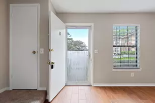 611 Center St, Fort Walton Beach, FL 32547 - Photo 3