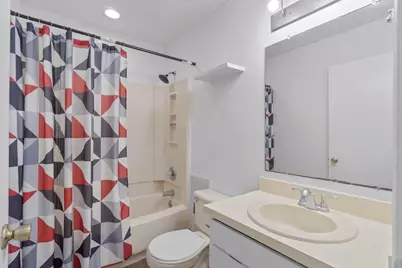 611 Center Street #UNIT 10, Fort Walton Beach, FL 32547 - Photo 11