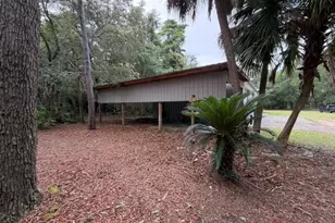 140 Chippewa Dr, Niceville, FL 32578 - Photo 37