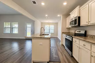 2609 Prominence Ln, Crestview, FL 32536 - Photo 11