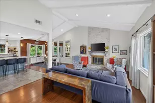 2309 Canal Dr, Niceville, FL 32578 - Photo 5