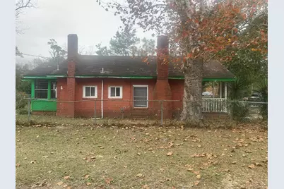 698 W Walnut Avenue, Crestview, FL 32536 - Photo 3