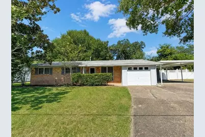 339 NW Barbara Drive, Fort Walton Beach, FL 32548 - Photo 1