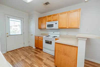 1150 Airport Road #122, Destin, FL 32541 - Photo 9