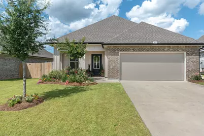 160 Hydrangea Boulevard, Freeport, FL 32439 - Photo 1