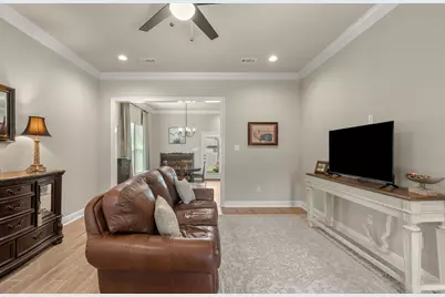 160 Hydrangea Boulevard, Freeport, FL 32439 - Photo 5