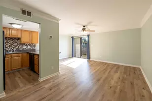308 SW Miracle Strip Pkwy, Fort Walton Beach, FL 32548 - Photo 3