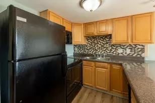 308 SW Miracle Strip Pkwy, Fort Walton Beach, FL 32548 - Photo 9