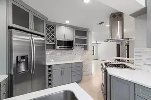 271 Anderson Dr, Mary Esther, FL 32569 - Photo 13
