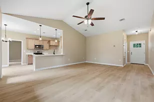 6142 Clover St, Crestview, FL 32539 - Photo 15