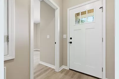 6142 Clover Street, Crestview, FL 32539 - Photo 9