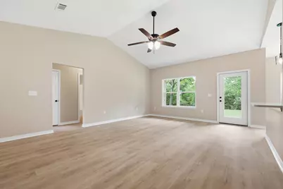 6142 Clover Street, Crestview, FL 32539 - Photo 17