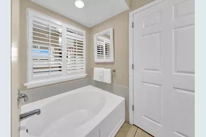 1517 SE Miracle Strip Parkway #406, Fort Walton Beach, FL 32548 - Photo 9