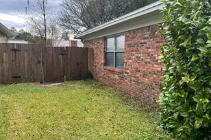 723 Clark Dr, Fort Walton Beach, FL 32547 - Photo 9