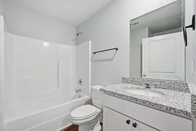136 Pfitzer Court, Defuniak Springs, FL 32433 - Photo 9