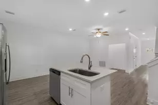 118 Date Palm Ln, Freeport, FL 32439 - Photo 13