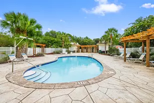 2652 Paddock Cir, Crestview, FL 32536 - Photo 101