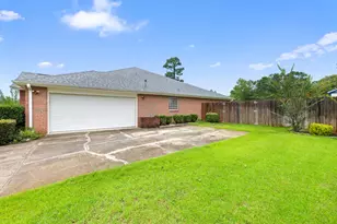 2652 Paddock Cir, Crestview, FL 32536 - Photo 73