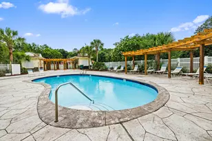2652 Paddock Cir, Crestview, FL 32536 - Photo 103