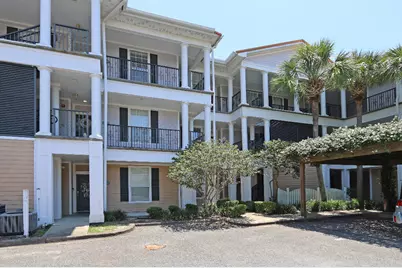 159 Brooks Street #UNIT 301, Fort Walton Beach, FL 32548 - Photo 1