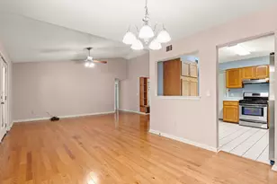 339 Evergreen Ave, Niceville, FL 32578 - Photo 9