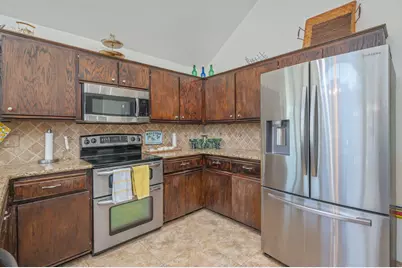 422 Northampton Circle, Fort Walton Beach, FL 32547 - Photo 13