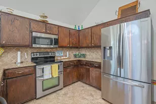 422 Northampton Cir, Fort Walton Beach, FL 32547 - Photo 13