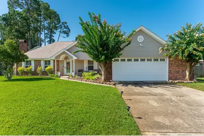422 Northampton Circle, Fort Walton Beach, FL 32547 - Photo 1