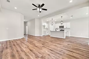 2828 Blackbird Ct, Crestview, FL 32539 - Photo 19