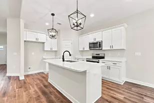 2828 Blackbird Ct, Crestview, FL 32539 - Photo 21
