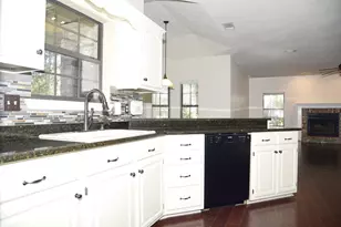 116 Baywind Dr, Niceville, FL 32578 - Photo 9
