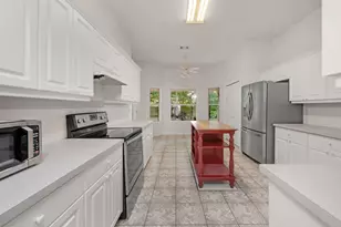 422 Mara Dr, Crestview, FL 32536 - Photo 11