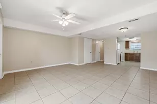 1807 Whispering Oaks Ln, Fort Walton Beach, FL 32547 - Photo 15