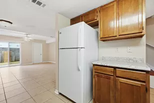 1807 Whispering Oaks Ln, Fort Walton Beach, FL 32547 - Photo 9