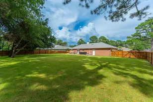 1931 Commodore Dr, Navarre, FL 32566 - Photo 21