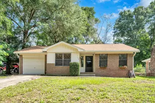 1109 45th St, Niceville, FL 32578 - Photo 1