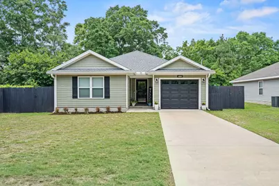 3172 Main Street, Crestview, FL 32539 - Photo 1