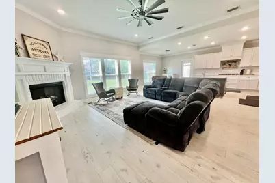 373 Mill Pond Cove, Freeport, FL 32439 - Photo 7