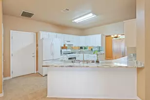 5810 Hilary St, Crestview, FL 32539 - Photo 13