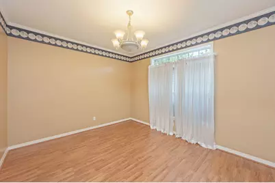 5810 Hilary Street, Crestview, FL 32539 - Photo 9