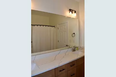 1359 E Chestnut Avenue, Crestview, FL 32539 - Photo 11