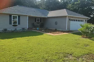 1833 Eagle Ln, Navarre, FL 32566 - Photo 1