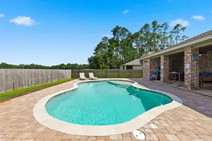 2590 Lovewood Dr, Navarre, FL 32566 - Photo 1