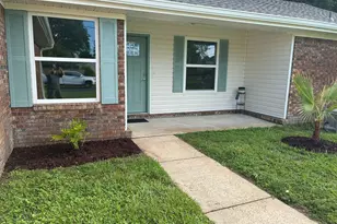 531 Brian Cir, Mary Esther, FL 32569 - Photo 3
