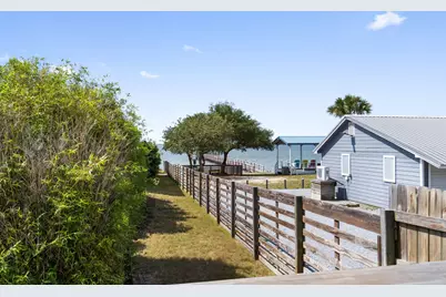 1915 Jo Tam Lane, Navarre, FL 32566 - Photo 3